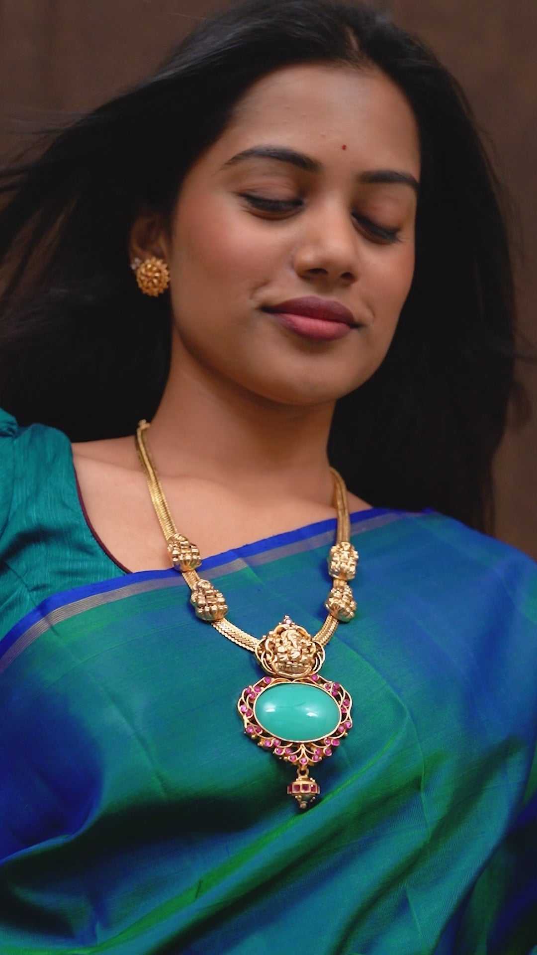 Mega varna necklace