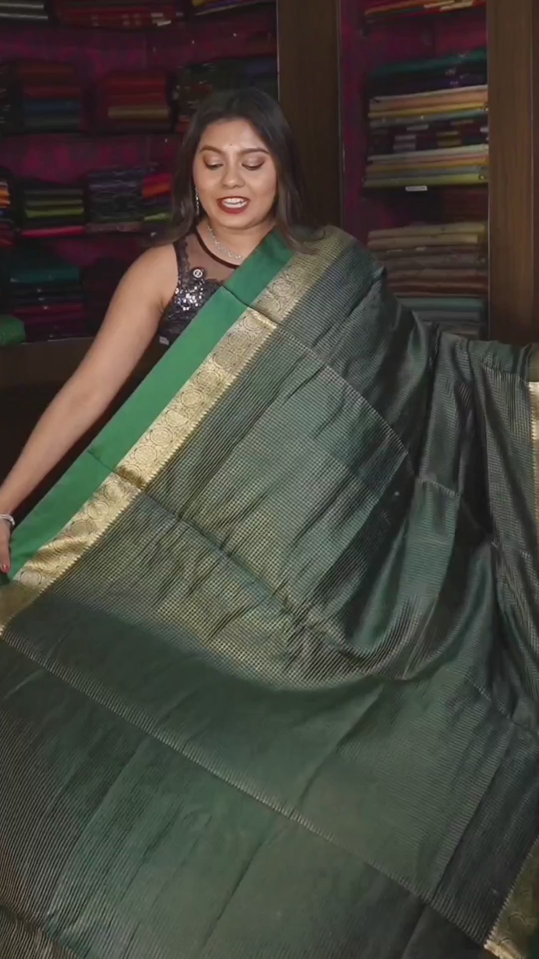 Bottle Green Maheshwari Silk Saree