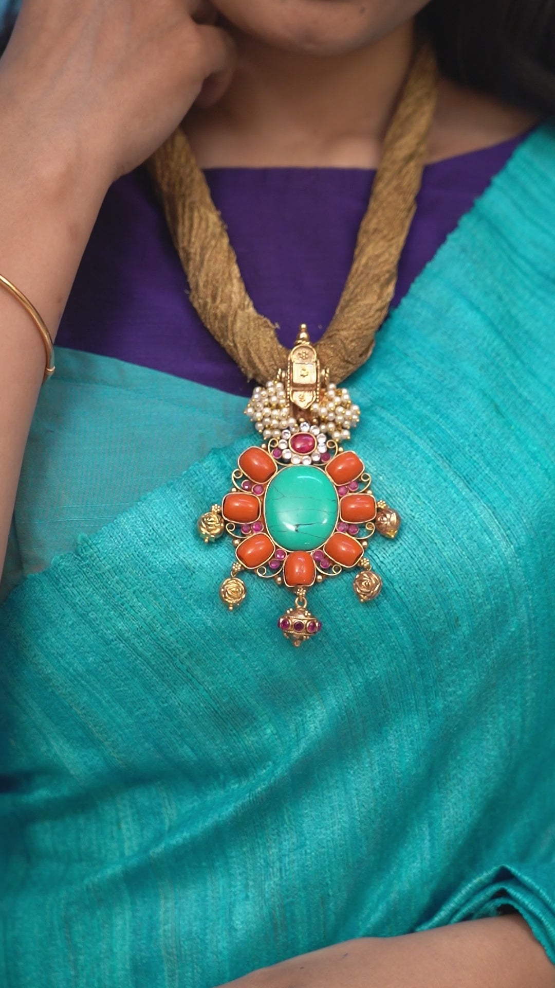 KANAKA PENDANT