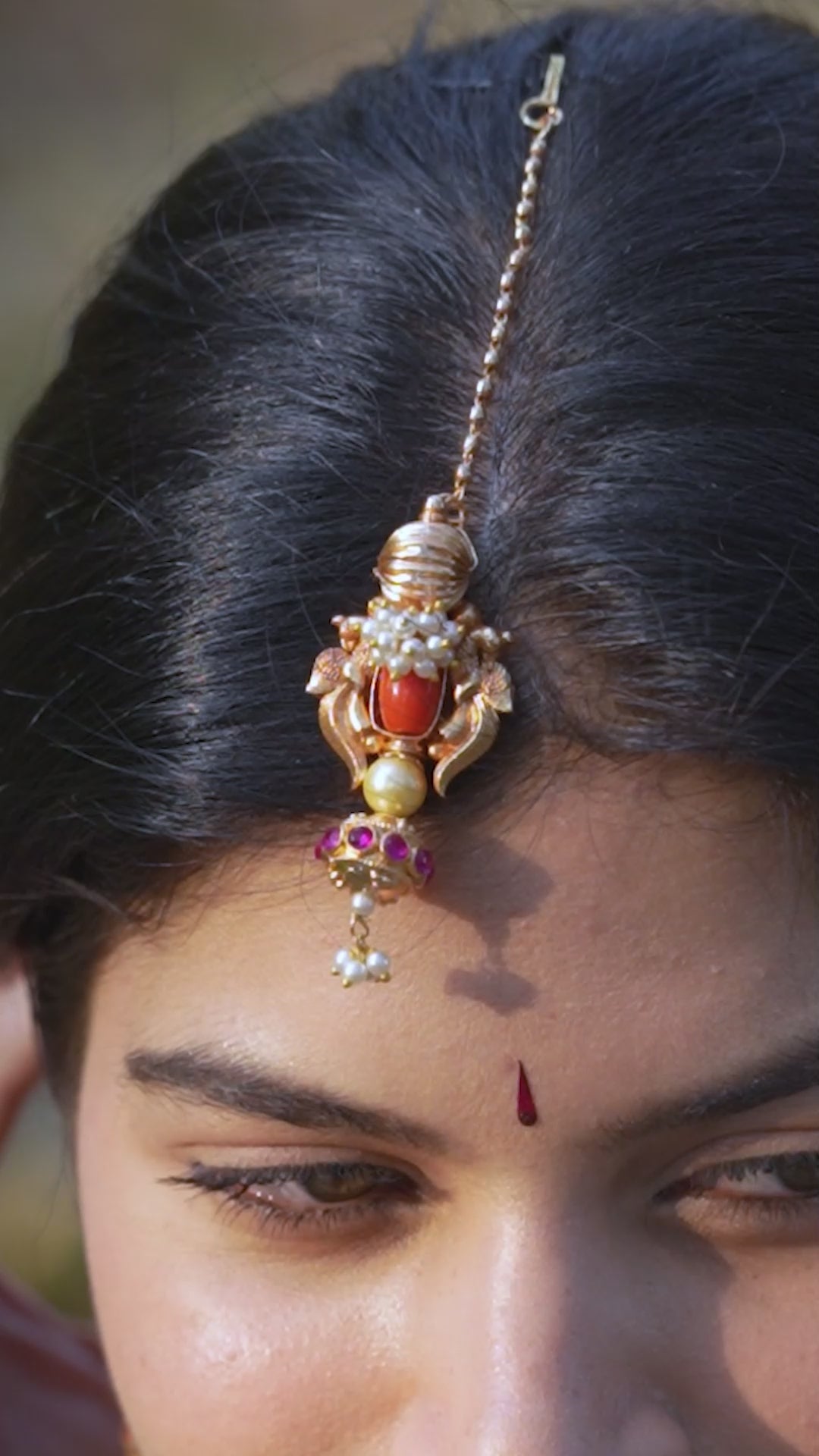 Ilavarasi Hair Tikka