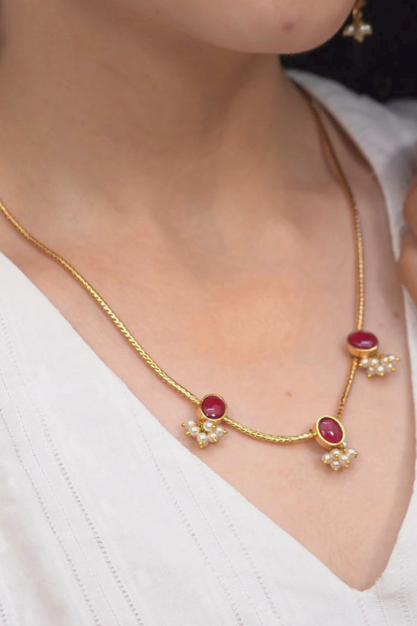 HEENA NECKLACE