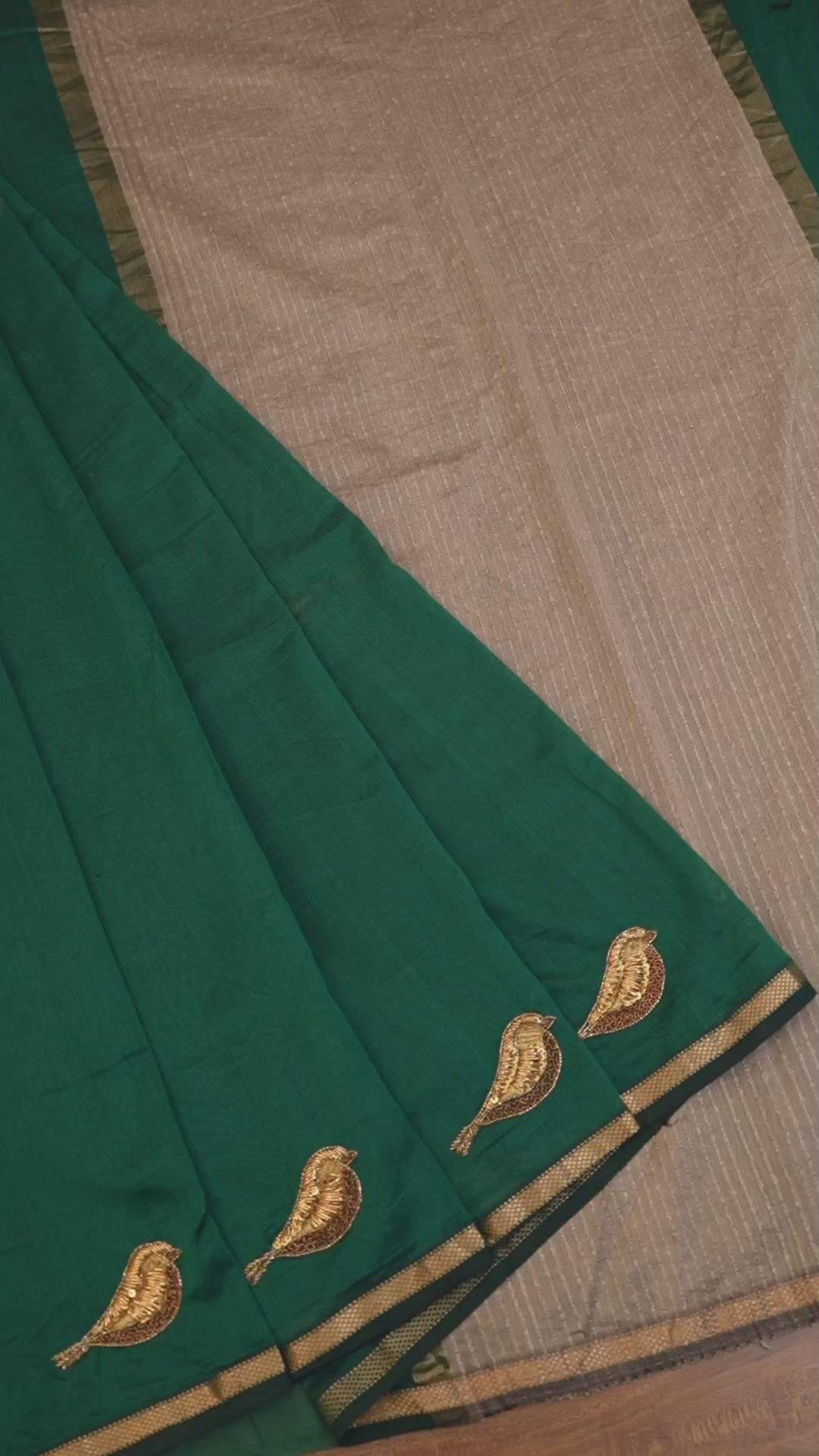 Emerald Green Singara Chittu Handloom Maheshwari Silk Cotton Saree