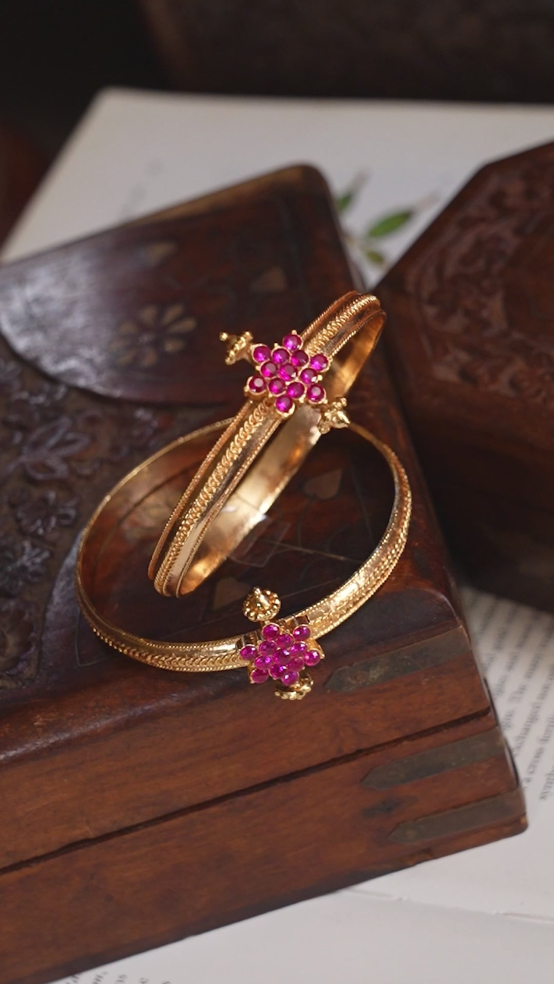 Rangoon Kappu - Balaji Pink