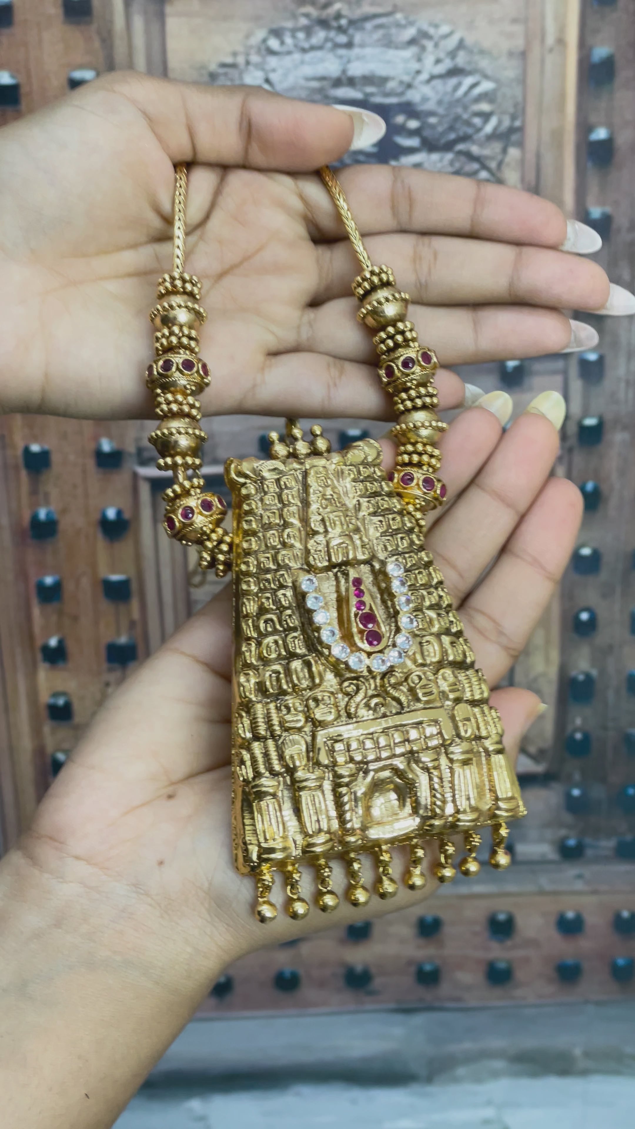 Thiruvasini Temple Gopuram Necklace
