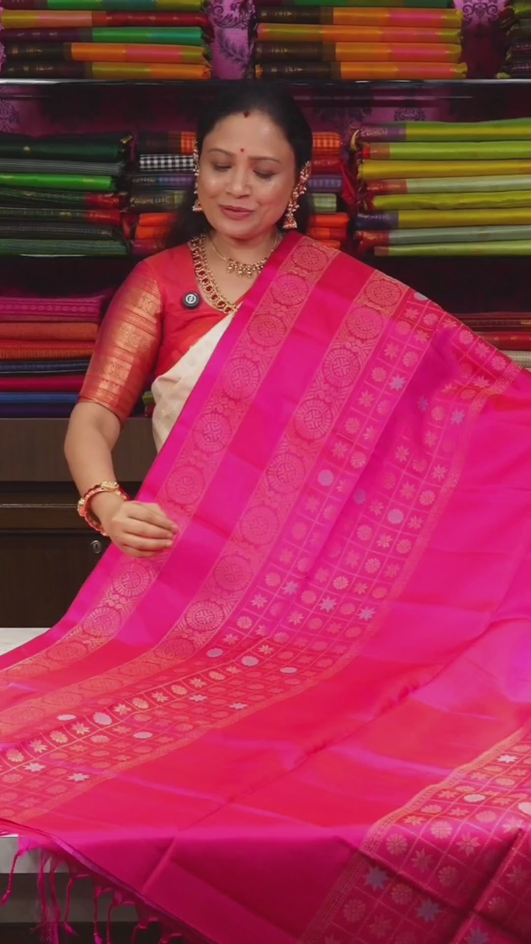 Dragon Fruit Pink Athangudi Inspired Pure Soft Silk Saree