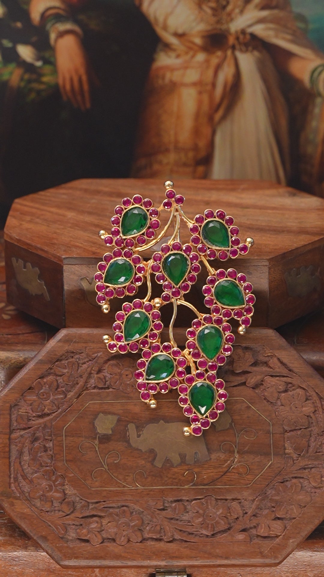 Dhanyali Pendant - Green