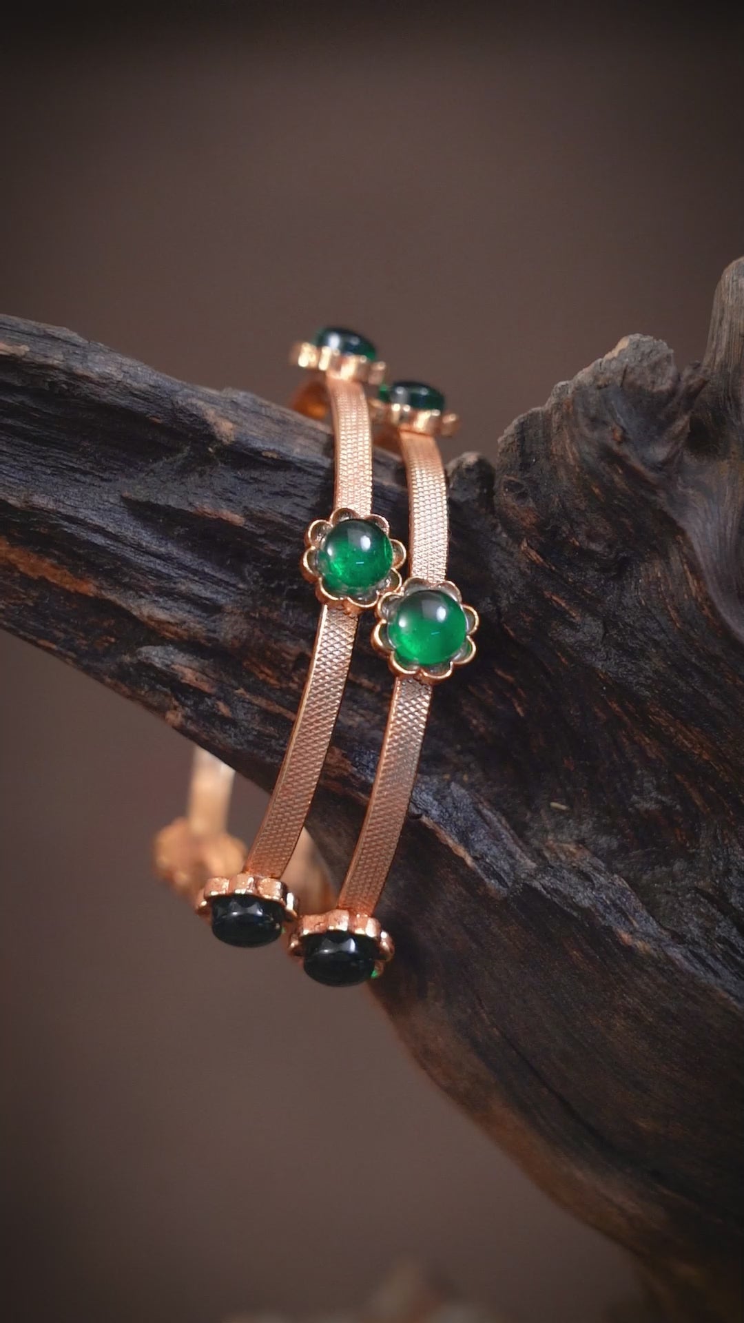 Yazhini Floral Bangle