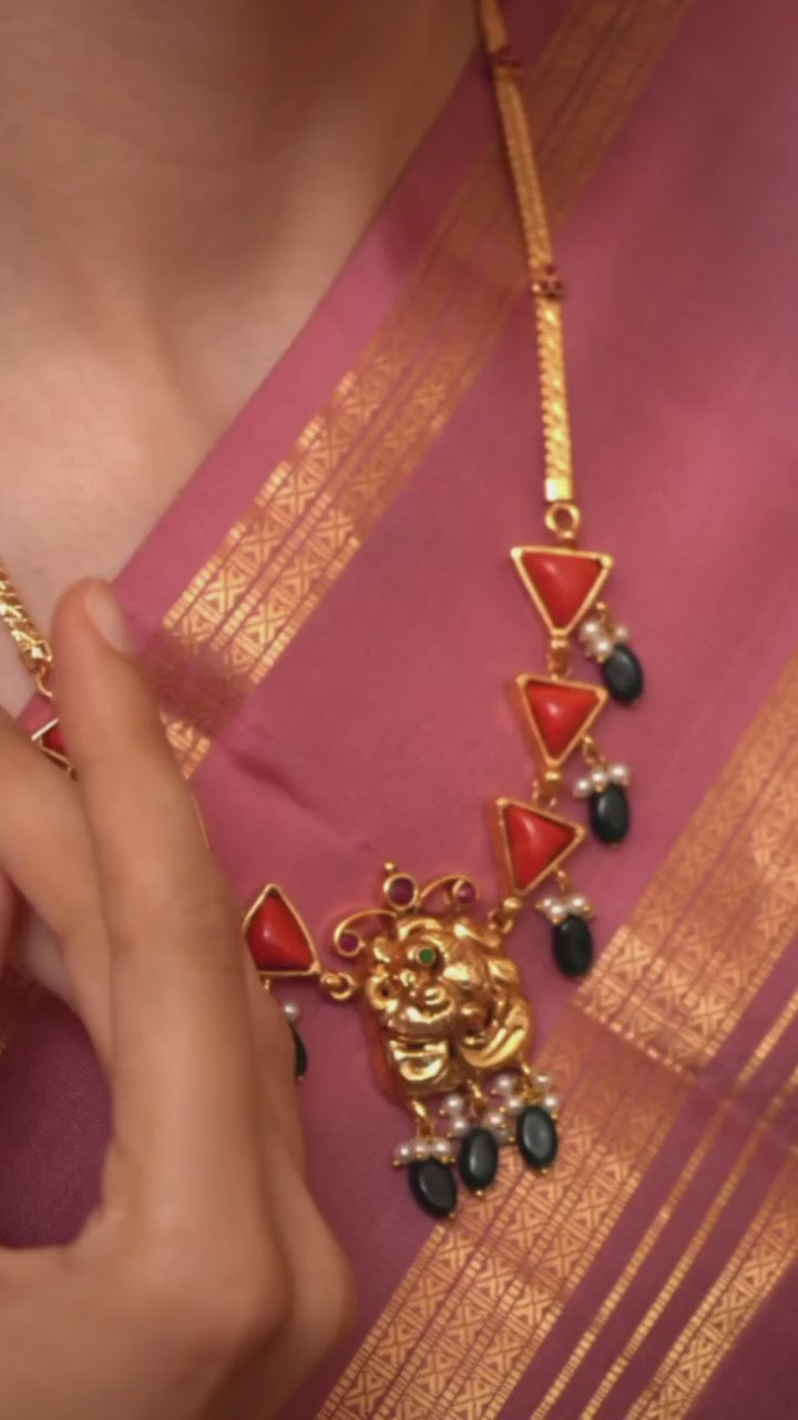 RAJASHREE CORAL NECKLACE