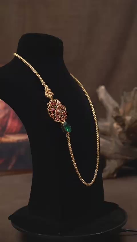 Krishnar Mogappu Chain