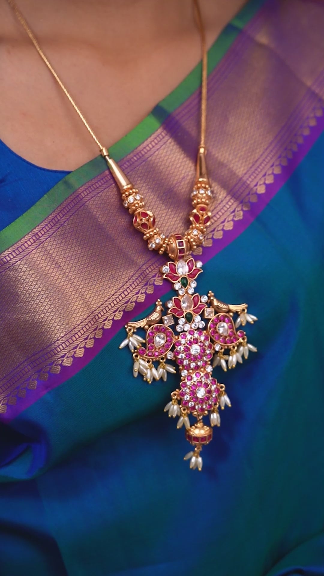 Alamelu Kodi Necklace