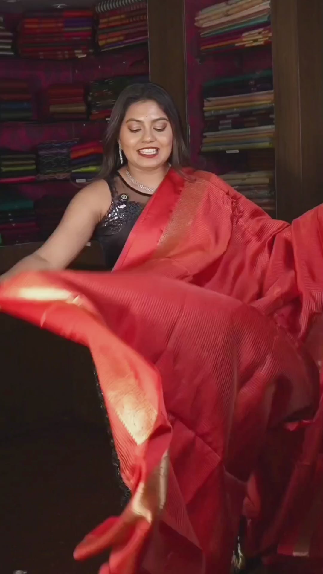 Red Maheshwari Silk Saree
