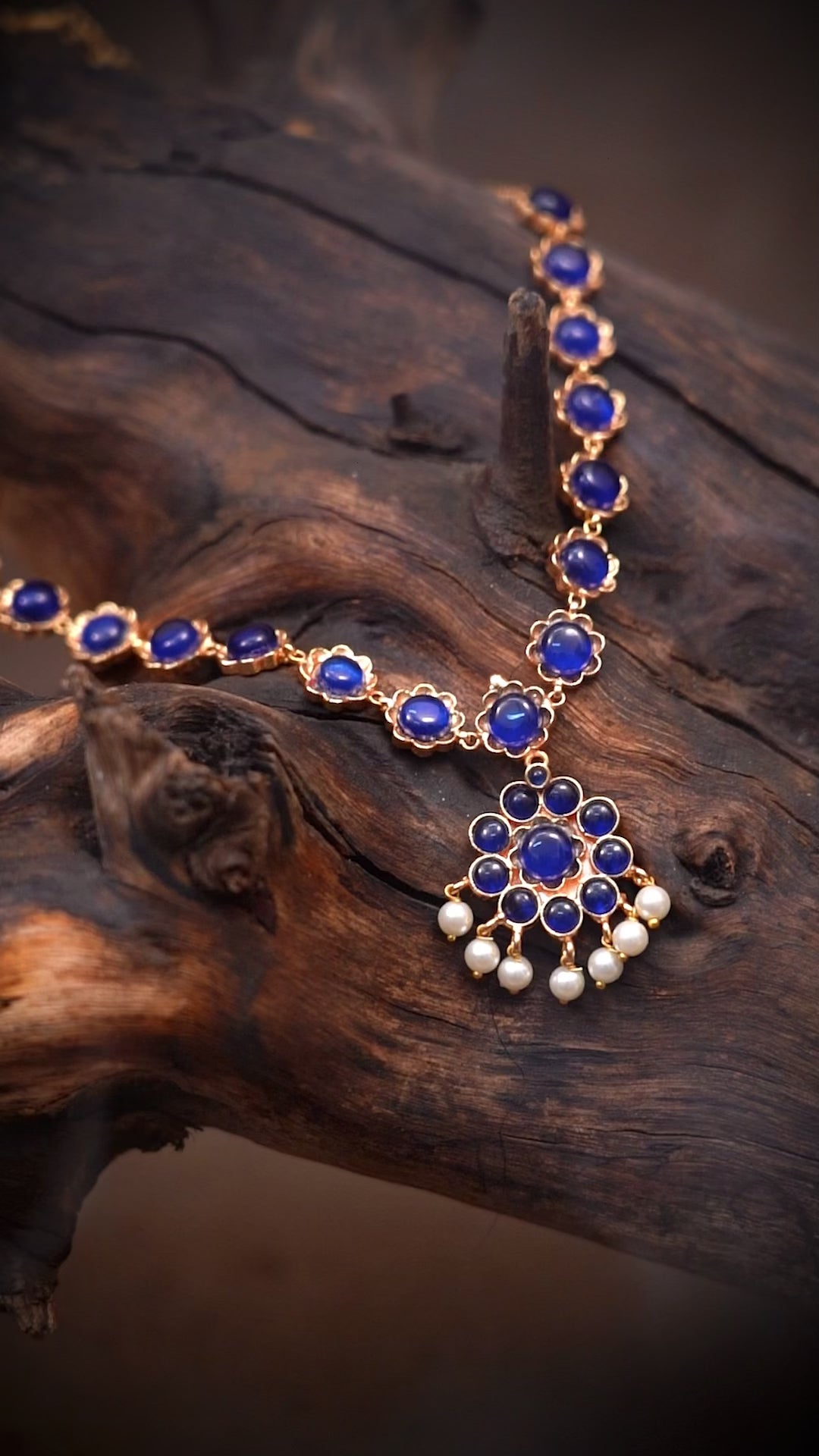 Banumathi necklace