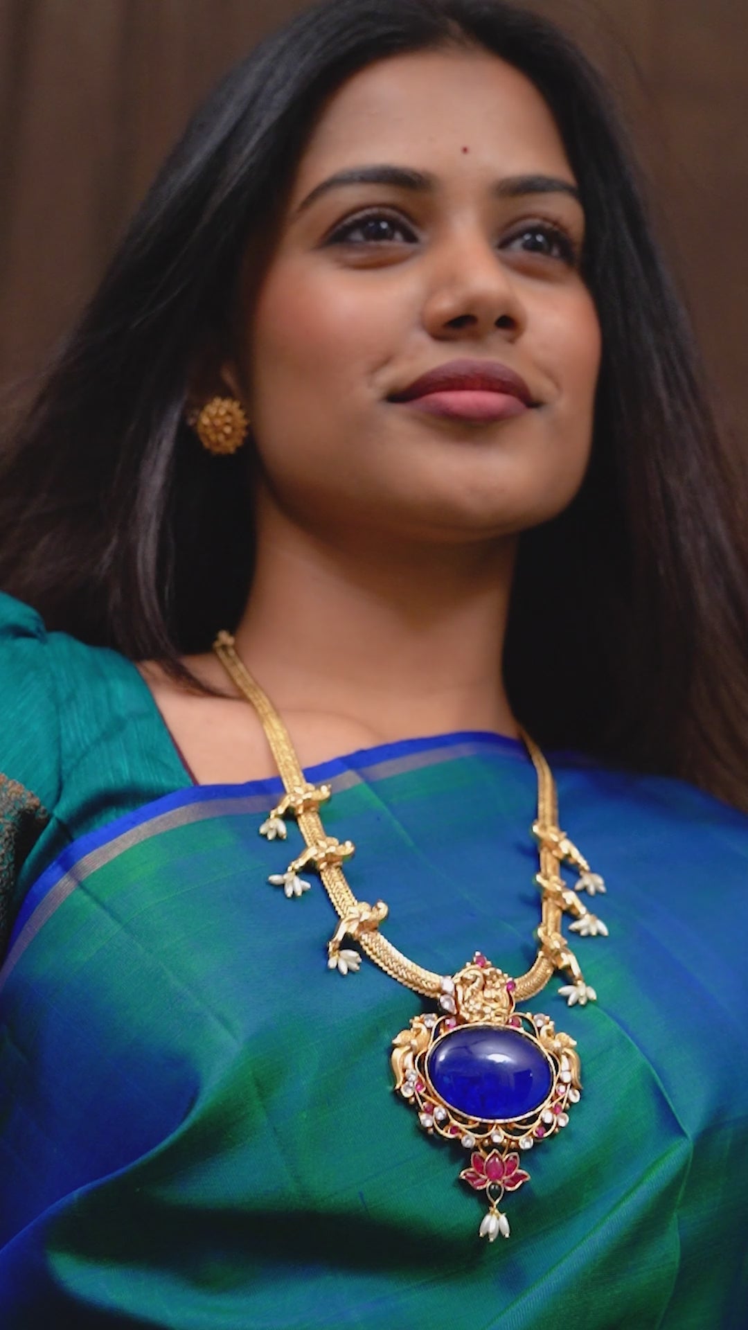 Neela Varna Necklace
