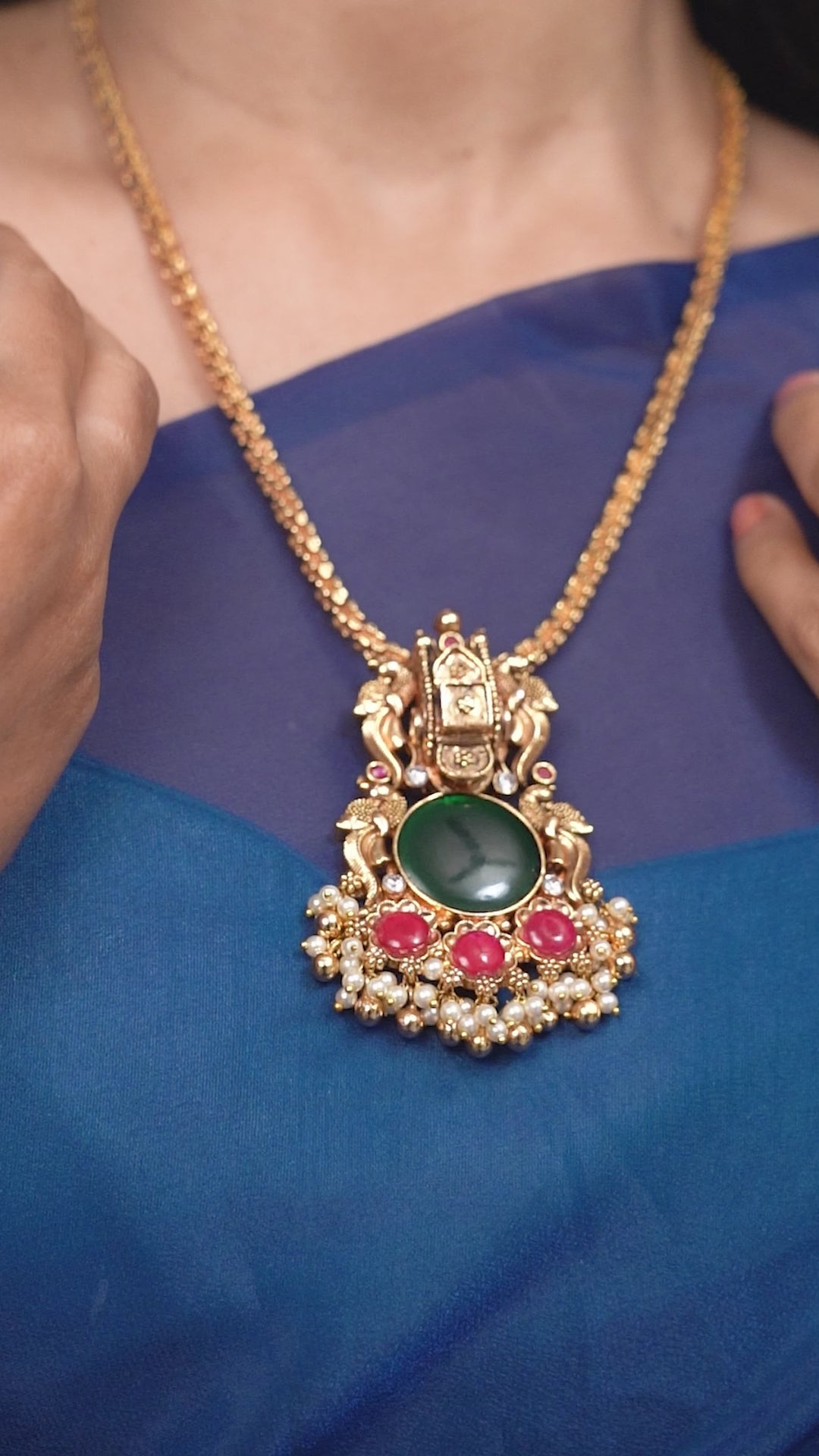 Harini Pendant