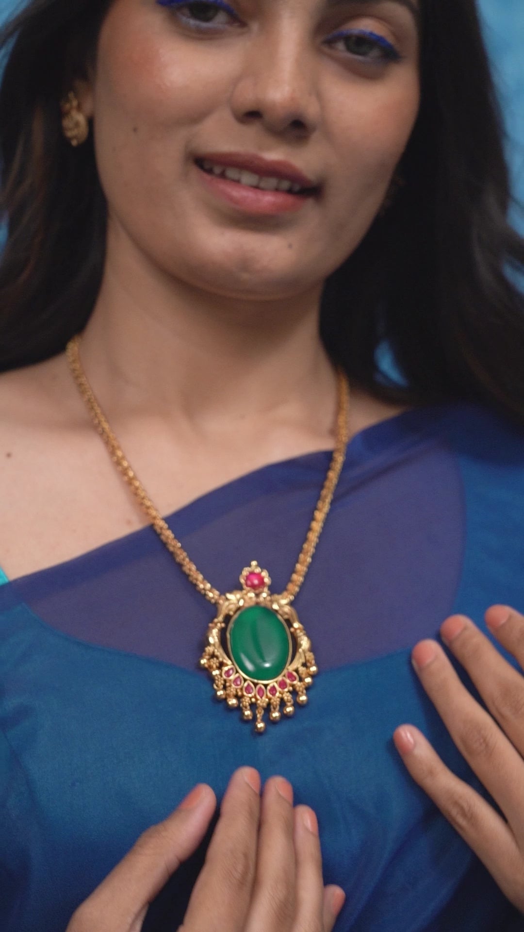Iliyana Pendant