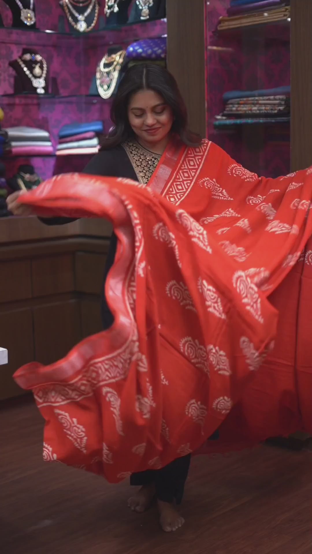 Red Linen Cotton Saree