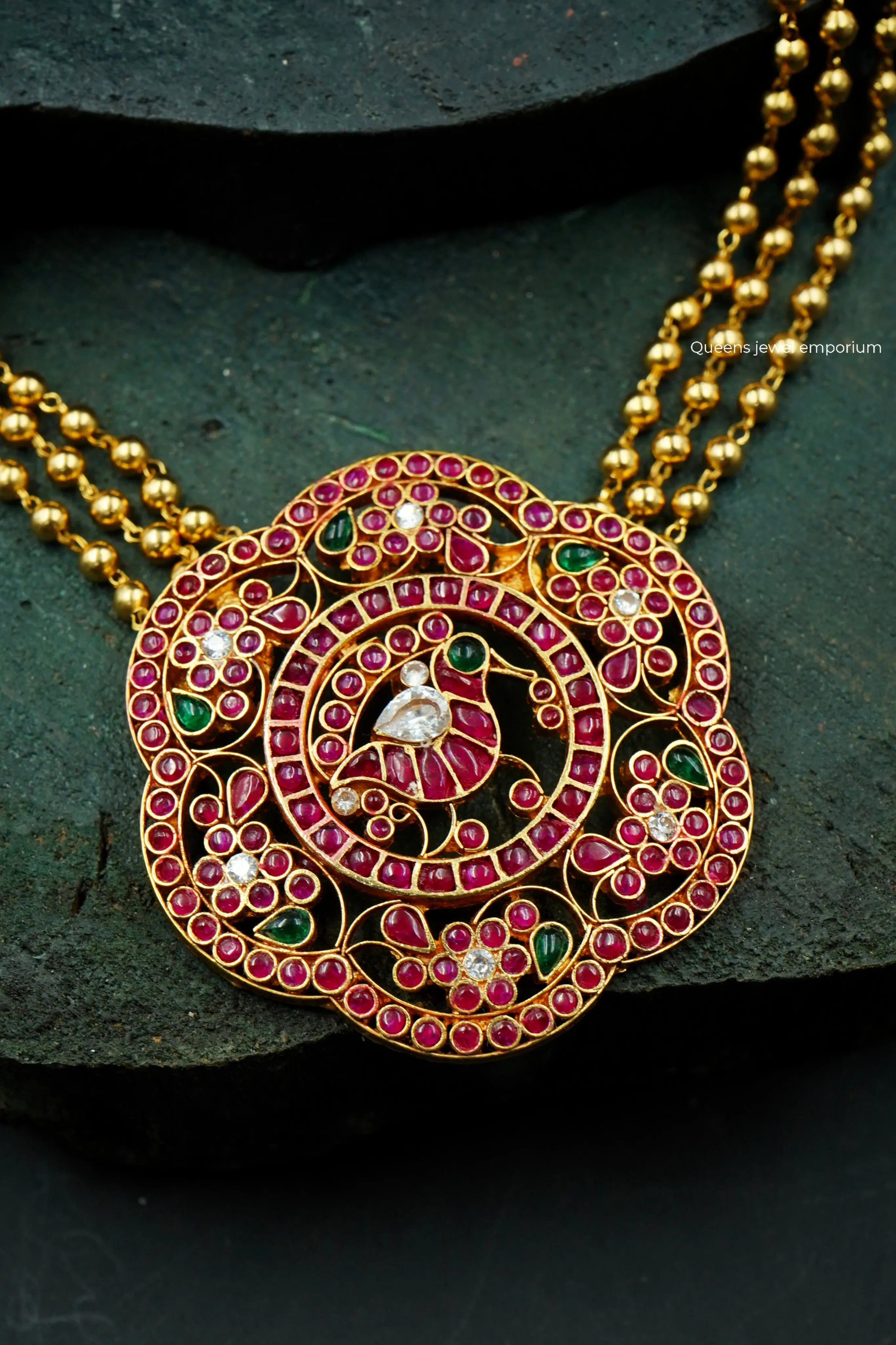 Red color stone pendant-Flower motif jewellery