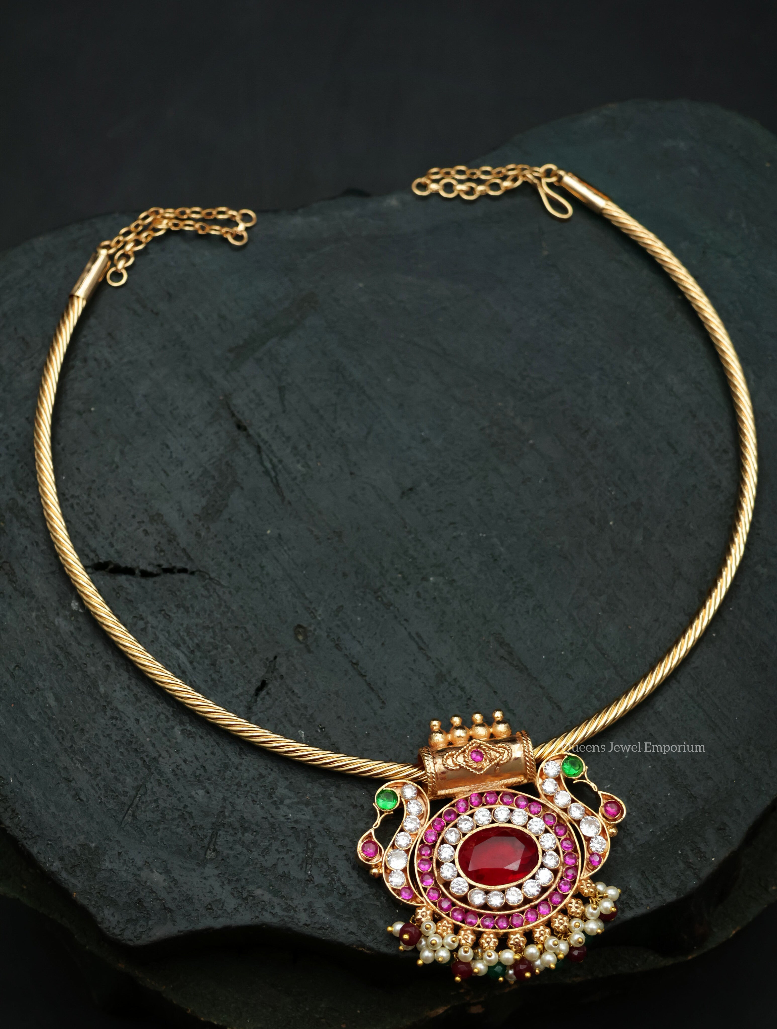 Red cutting stone pendant-Oval stone pendant 