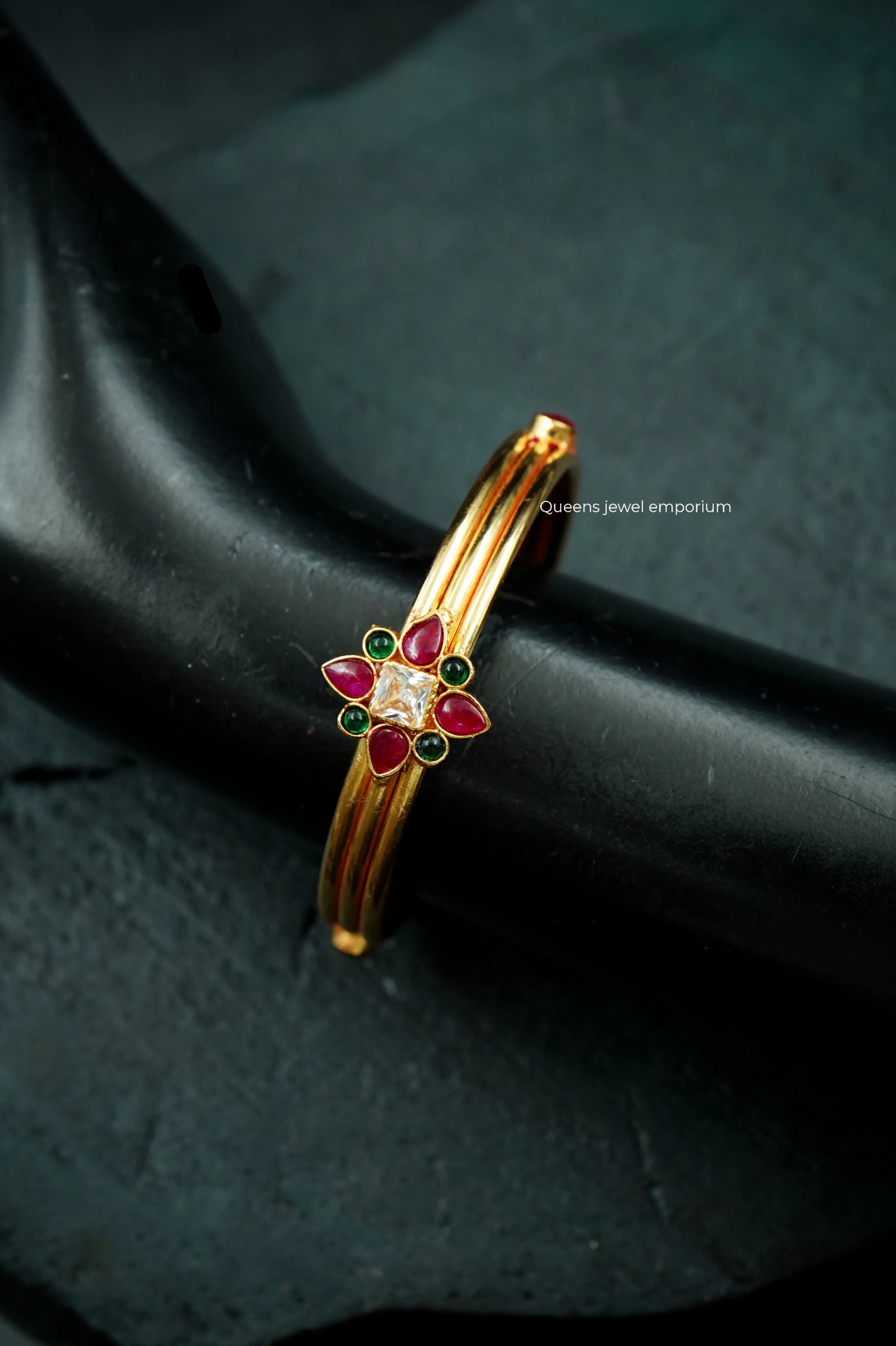 Traditional kemp kada-South indian kemp bangle