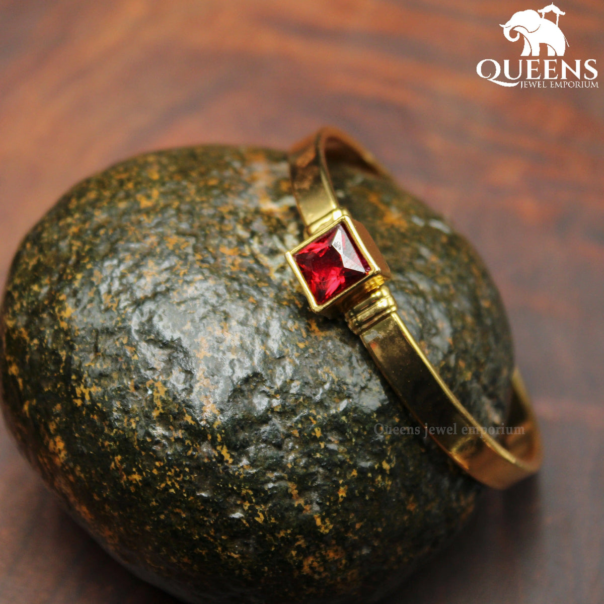 Minimal red stone bangle-Square red stone center