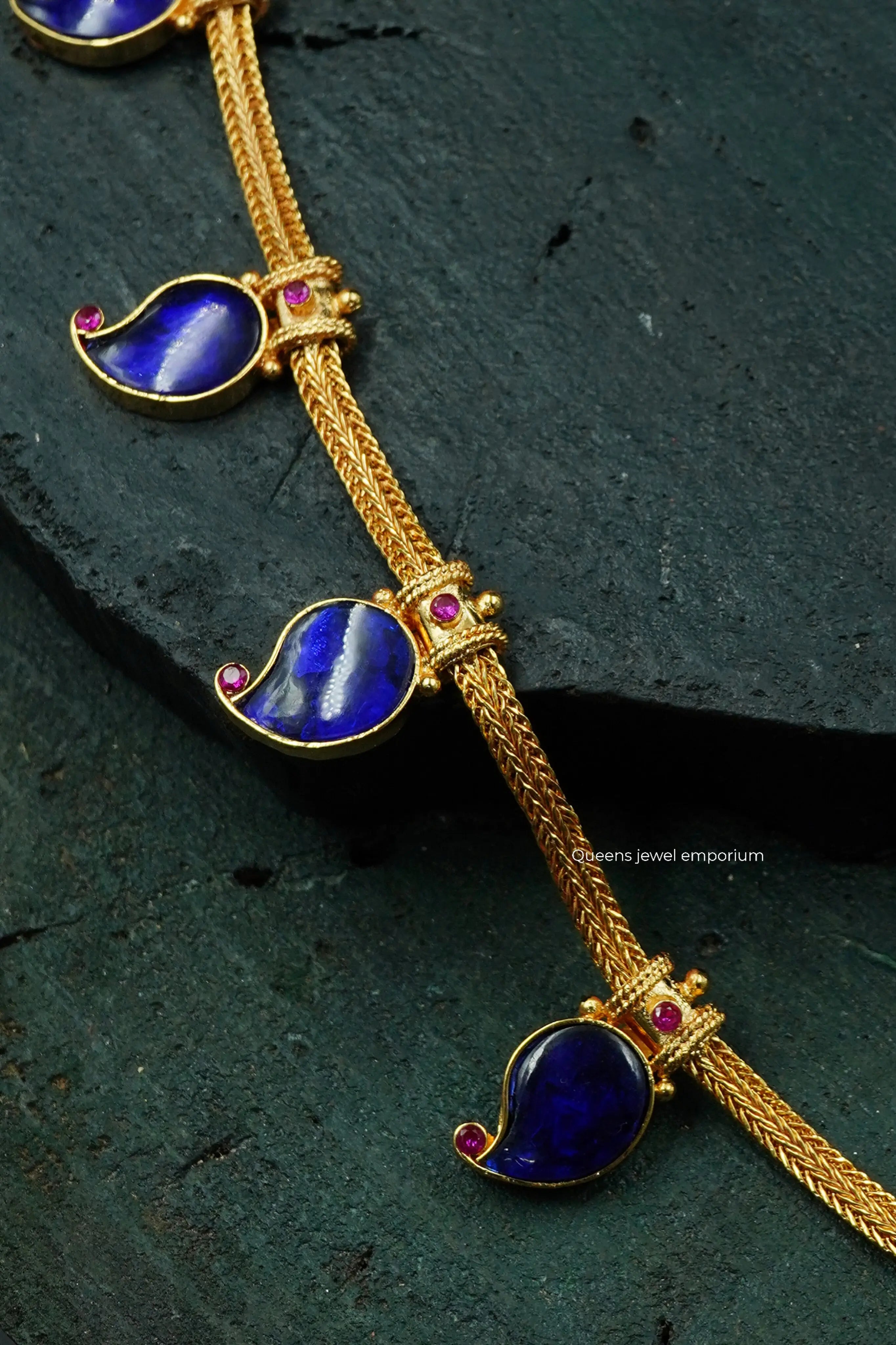 Kemp stone haram-Blue color stone jewellery