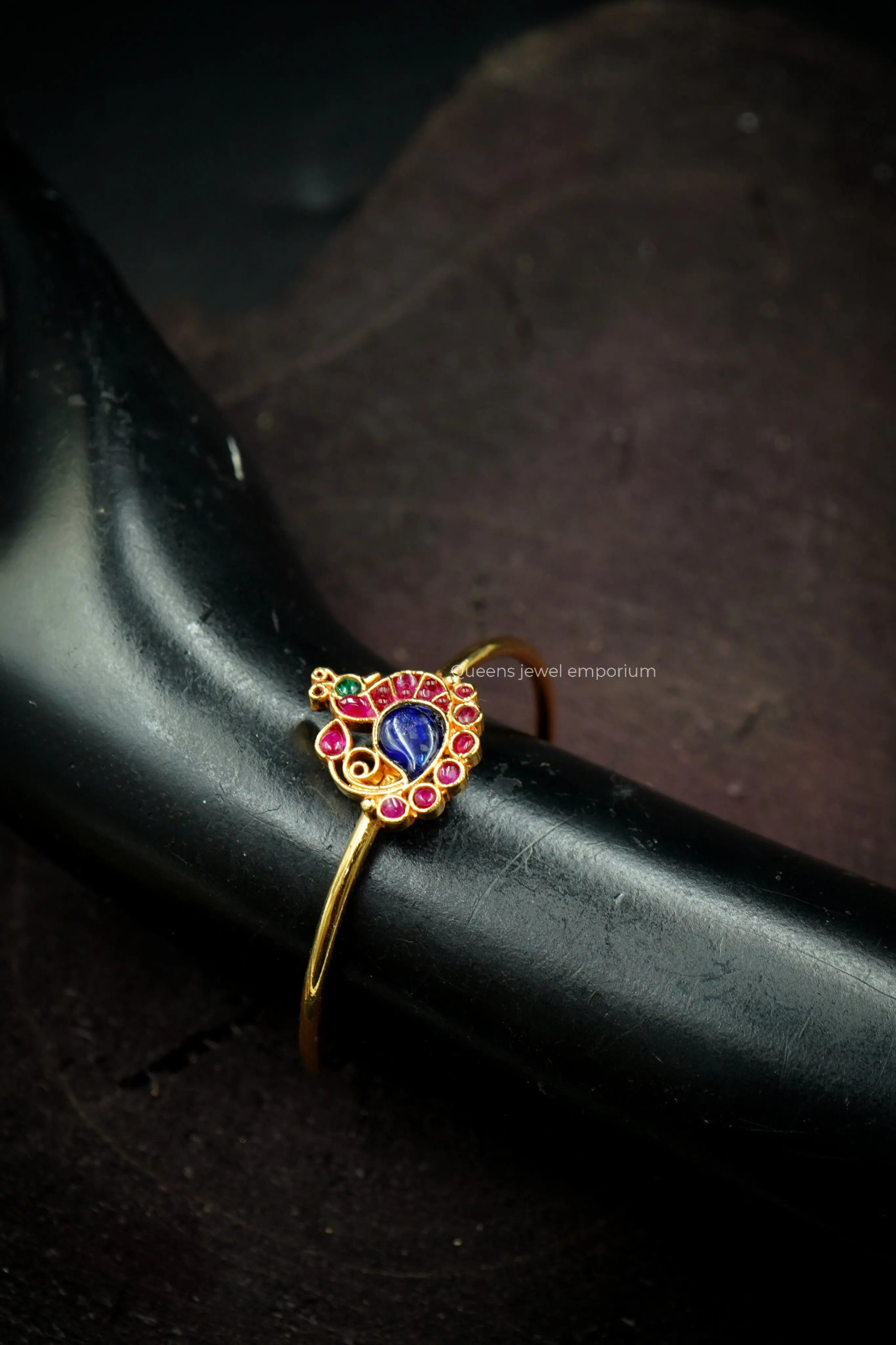 Blue kemp stone kada-Traditional kemp stone bangle