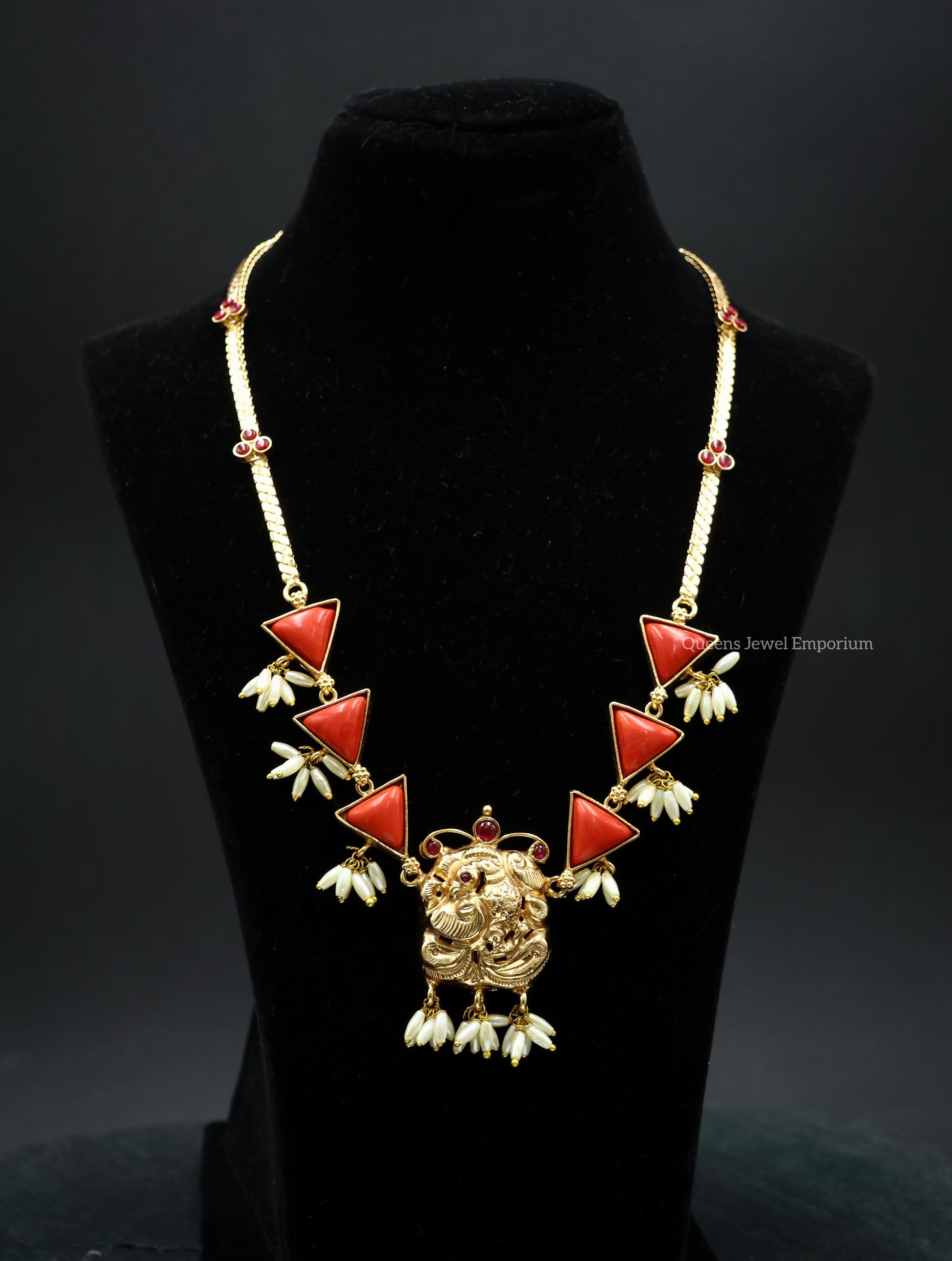 Coral stones necklace with nagas pendant-Rice pearl hanging coral necklace