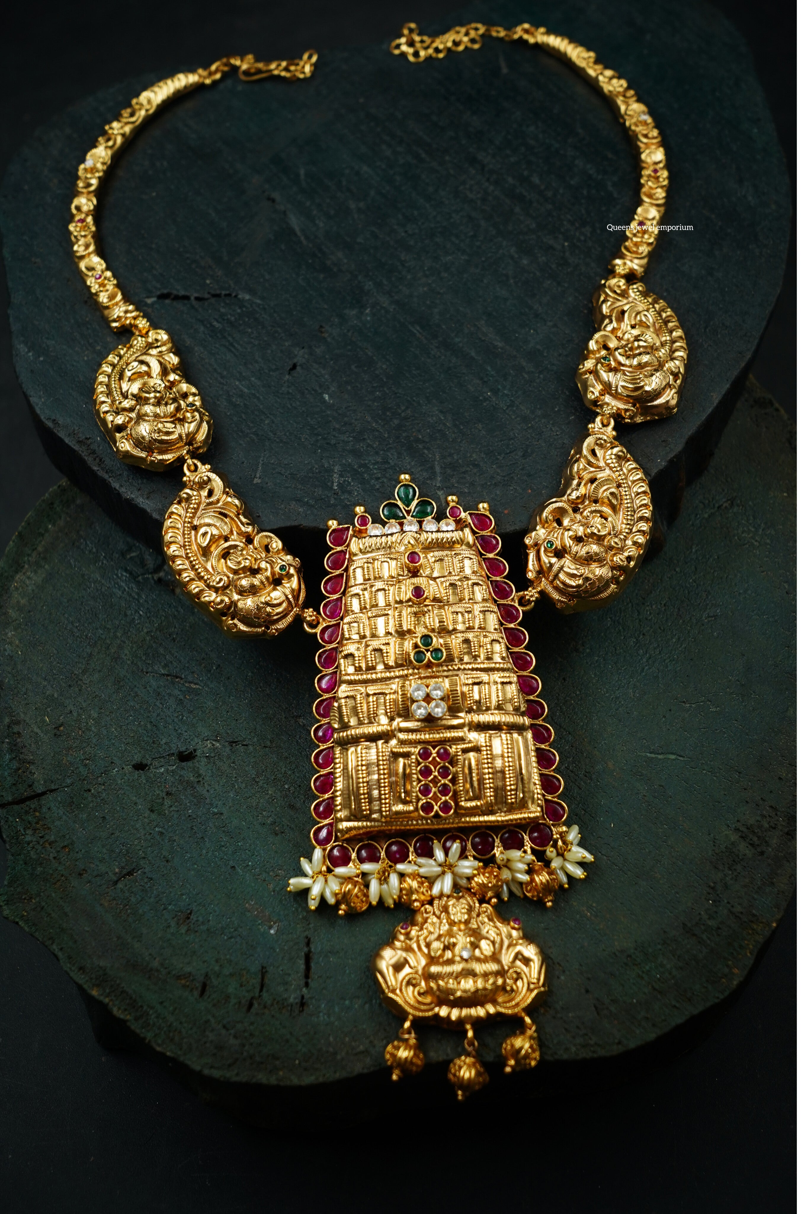 Gopuram kemp stone pendant-Gold ball hangings pendant