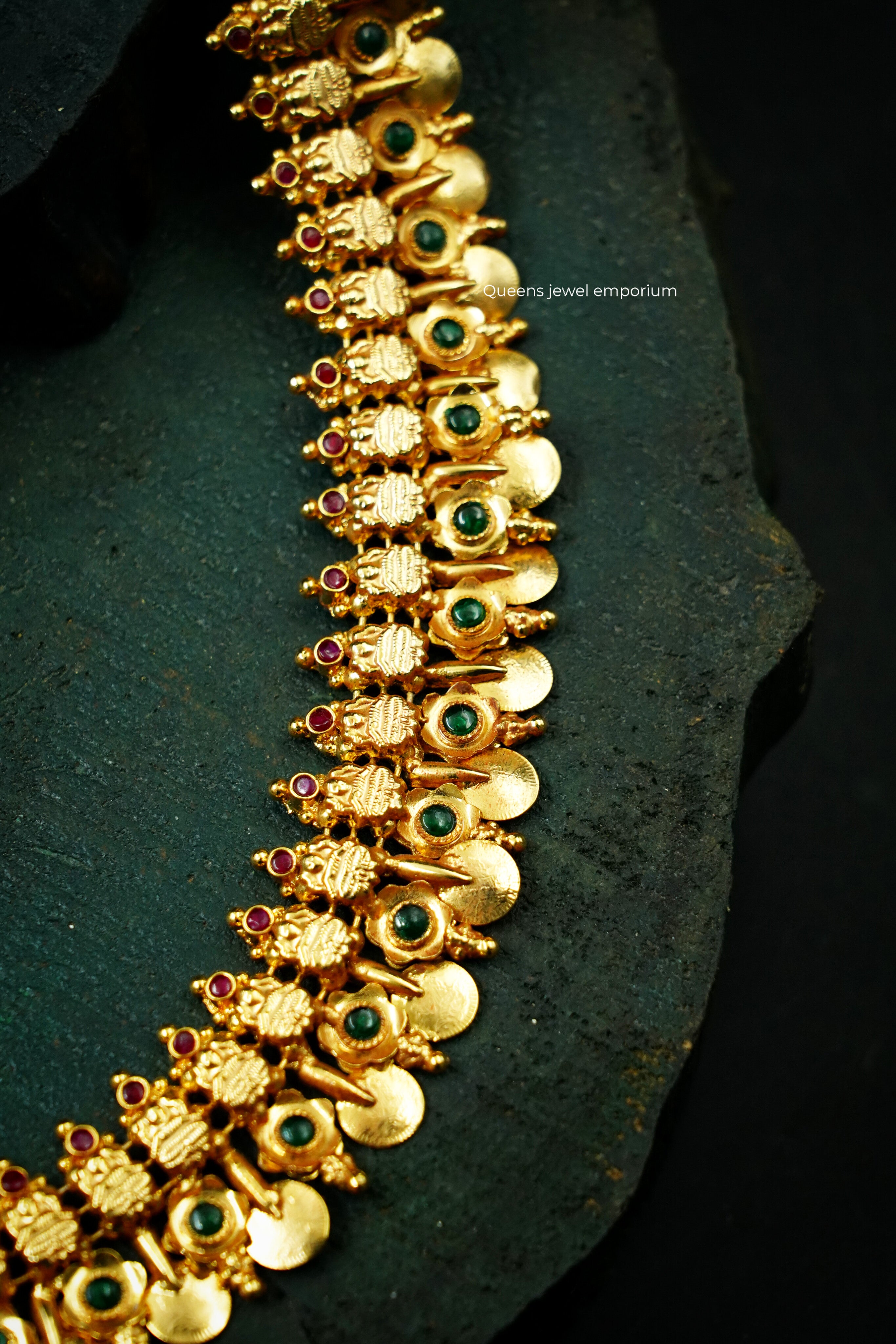Traditional peacock kasu haram-Traditional twin peacock haram