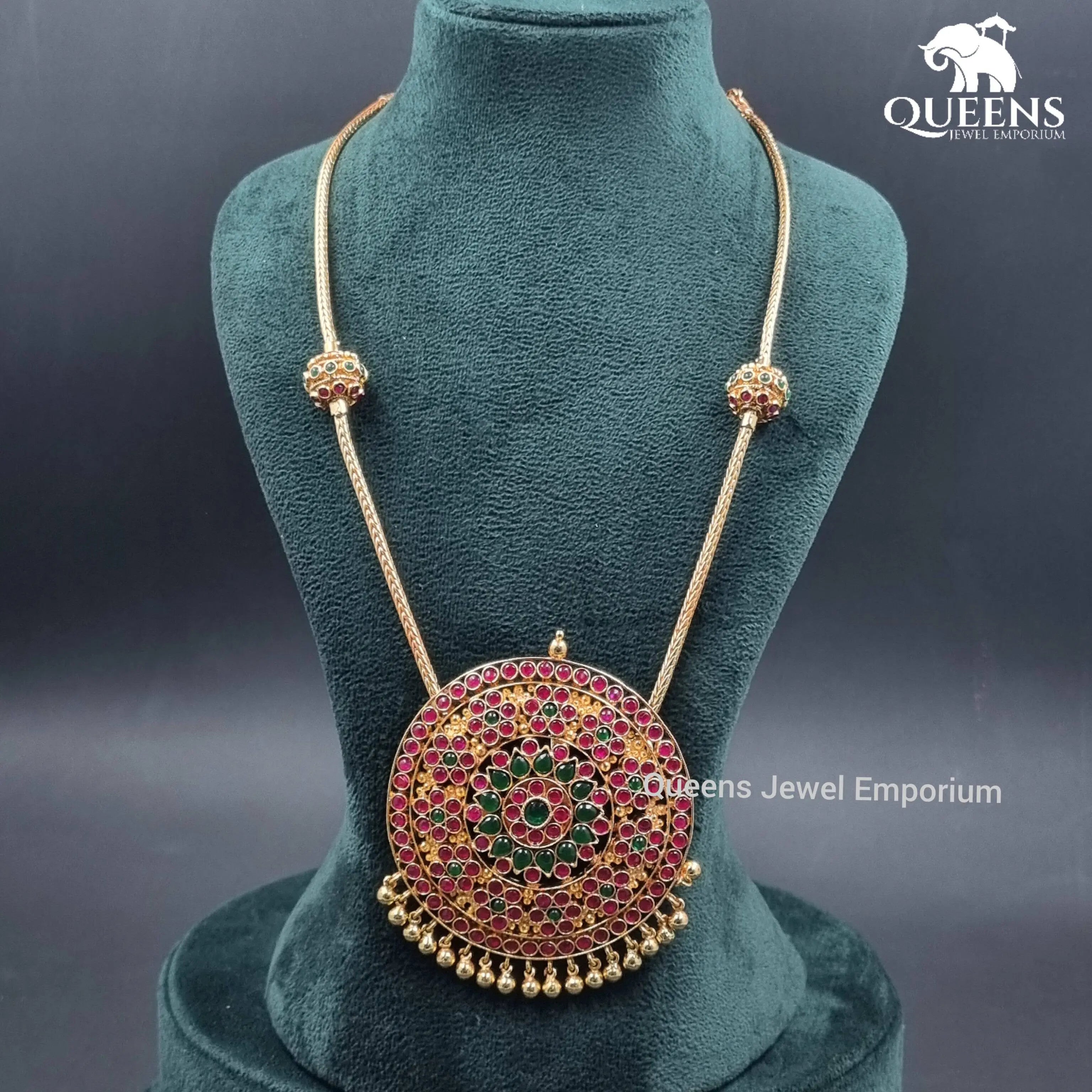 Grand round rakadai pendant-Traditional rakadai kemp pendant
