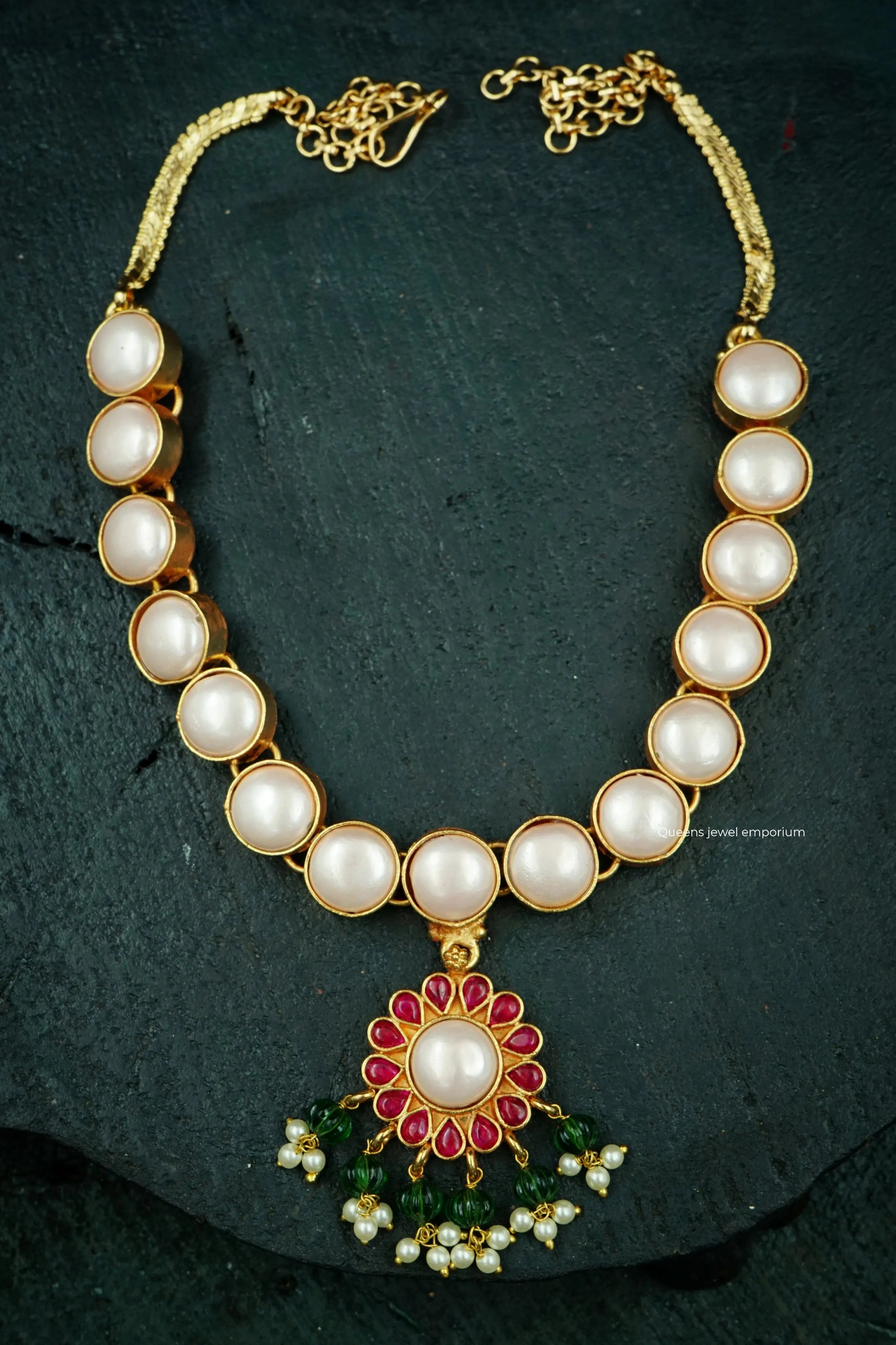 Floral pearl Kemp pendant-Gold plated pearl necklace for sarees