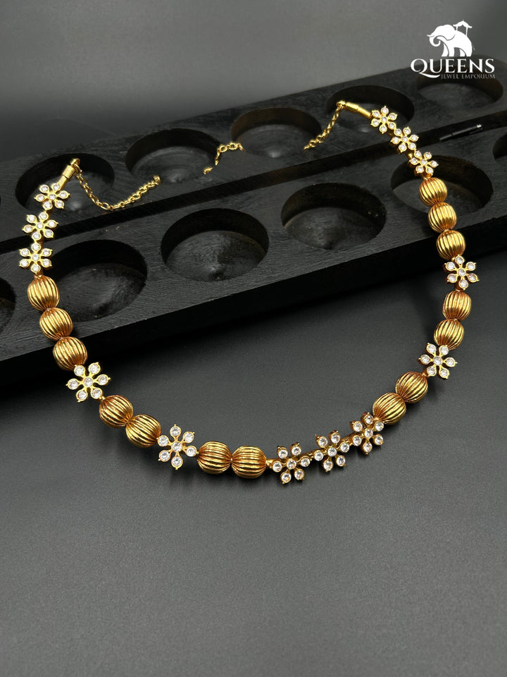 SIVAGAMI HASLI NECKLACE - Queens Jewel Emporium