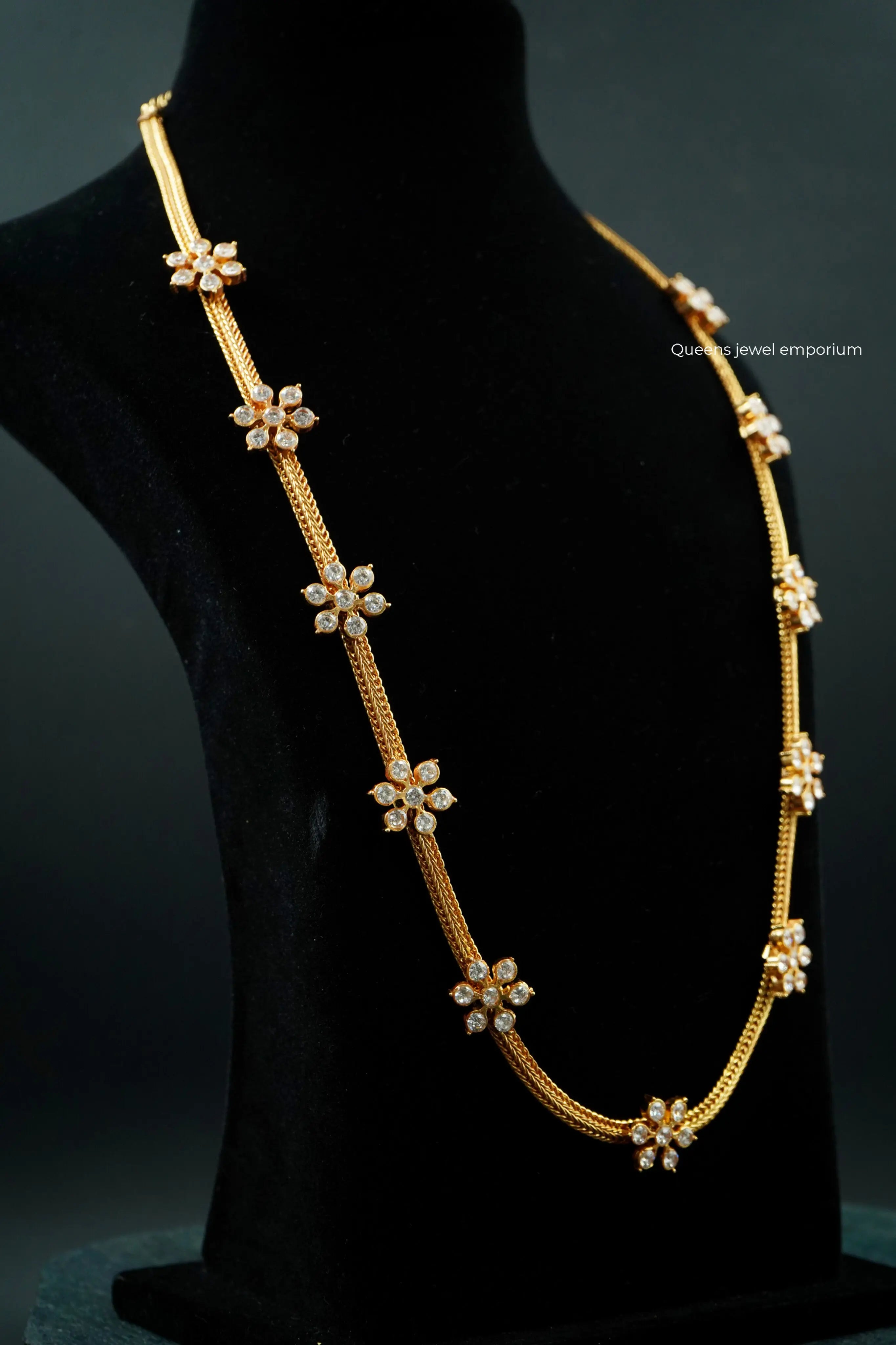 Flower motif haram-White stone haram