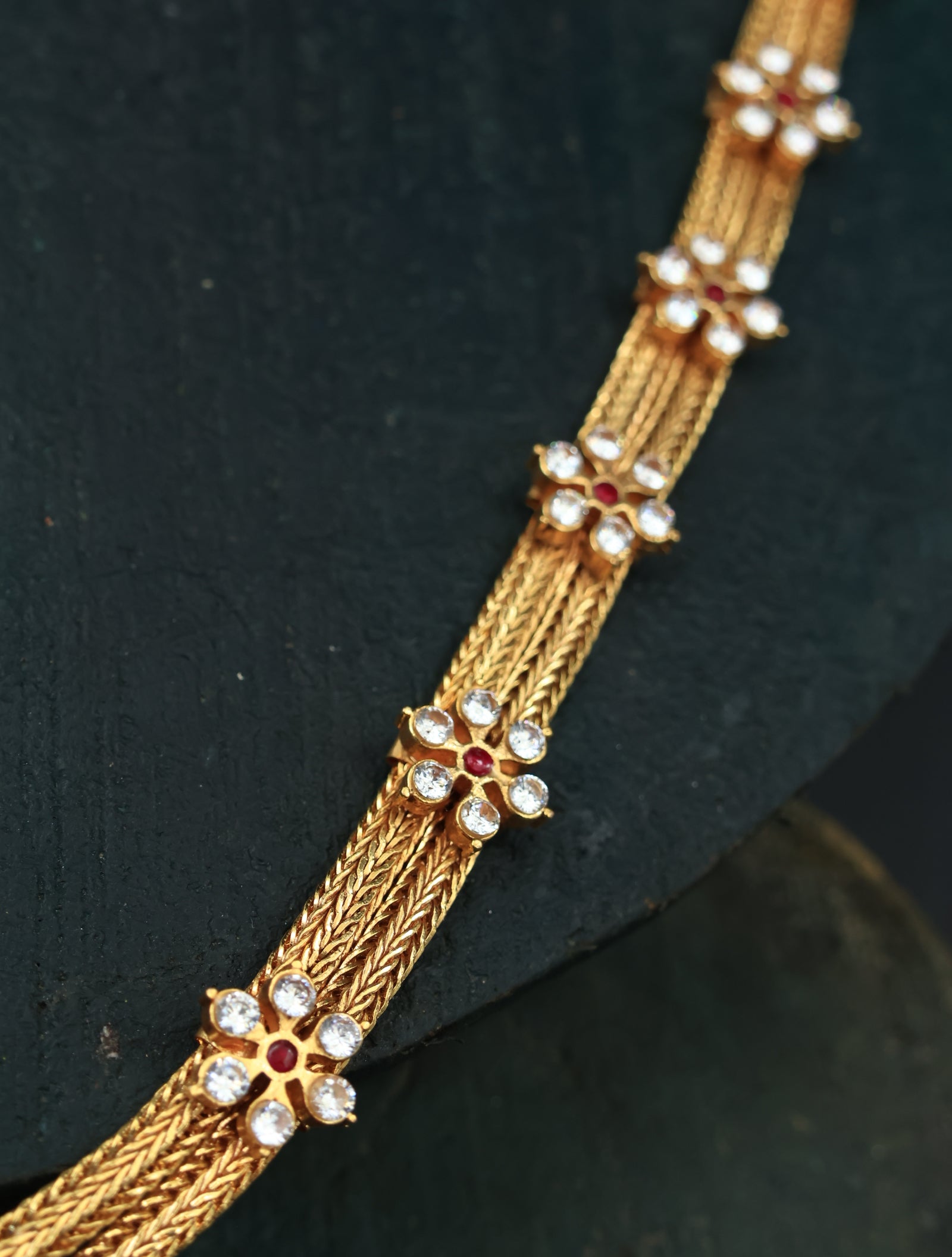 Vishnu dasavatharam temple haram-Traditional dasavatharam jewellery