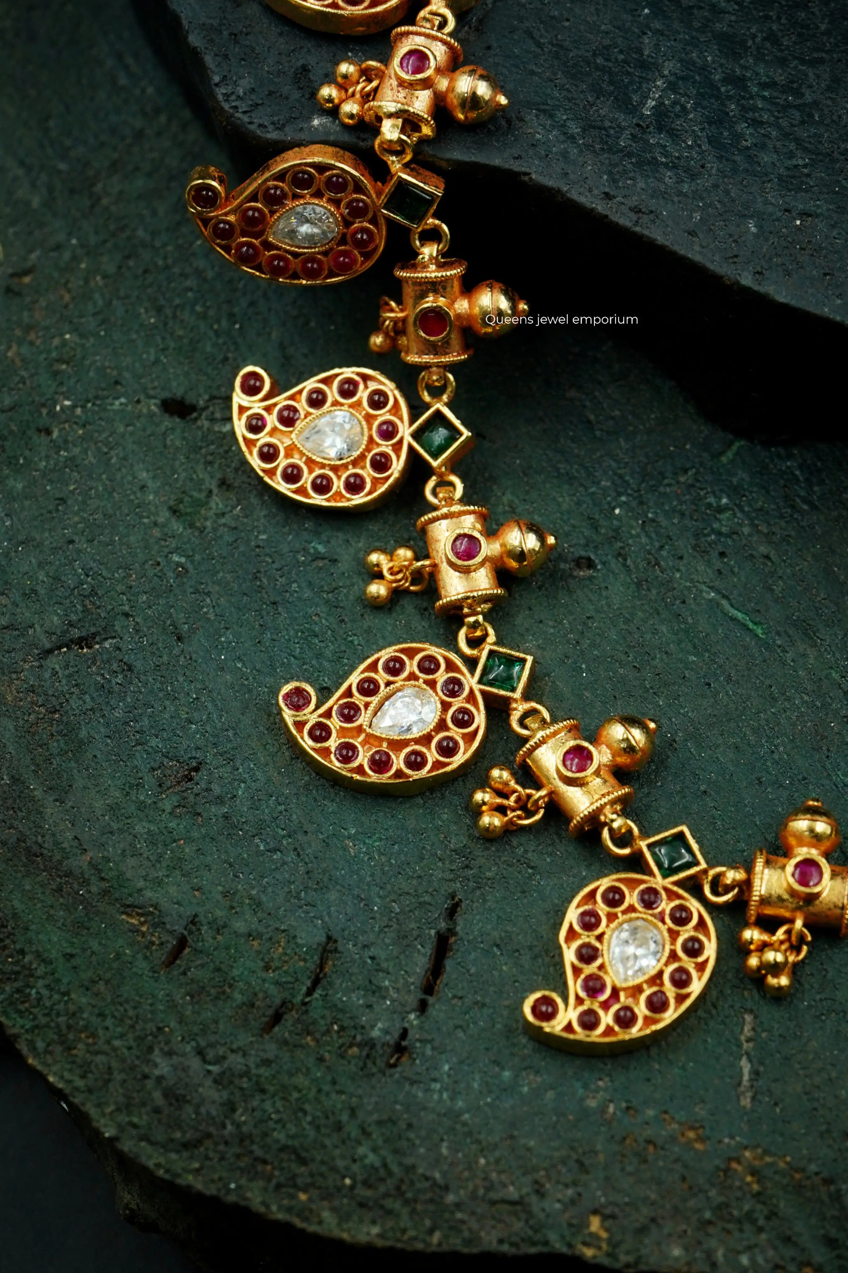 Mango motif haram-Traditional jewellery