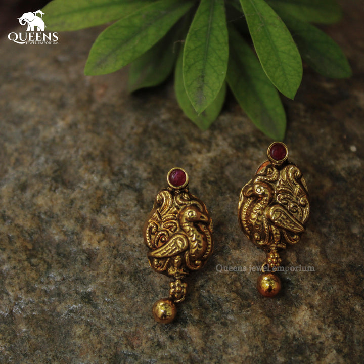 ASHVI SIMPLE EARRINGS - Queens Jewel Emporium