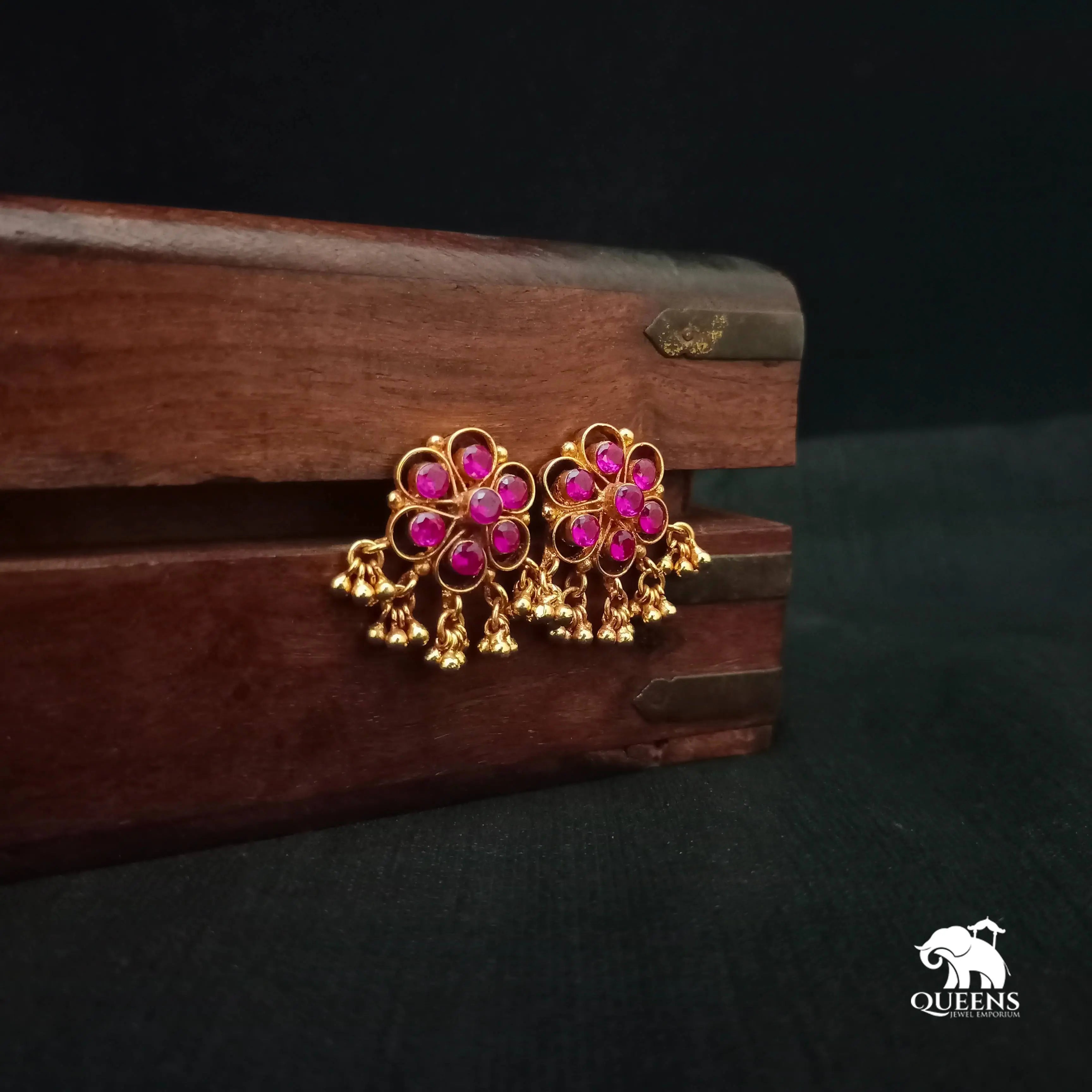 JAYAPRADHA EARRINGS - Queens Jewel Emporium