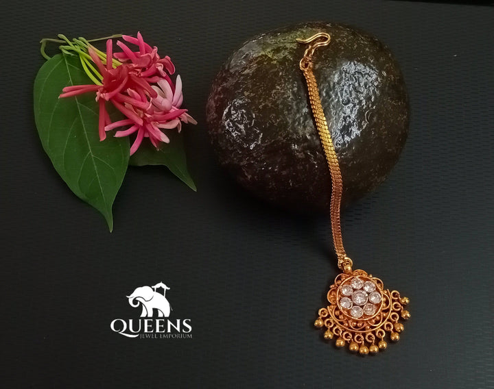 PADMAWATI ANTIQUE HAIR TIKKA - Queens Jewel Emporium