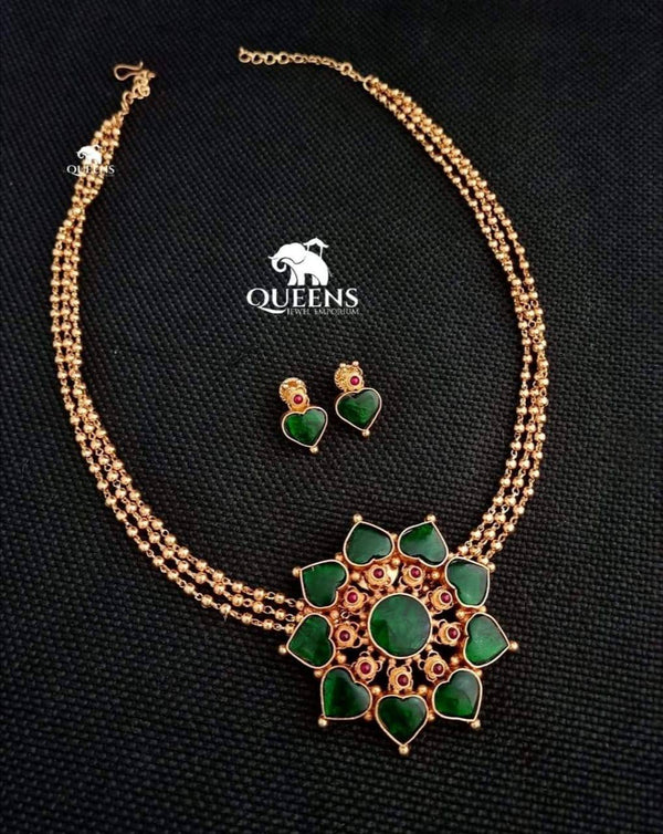 CHUGANTH PENDENT SET - Queens Jewel Emporium